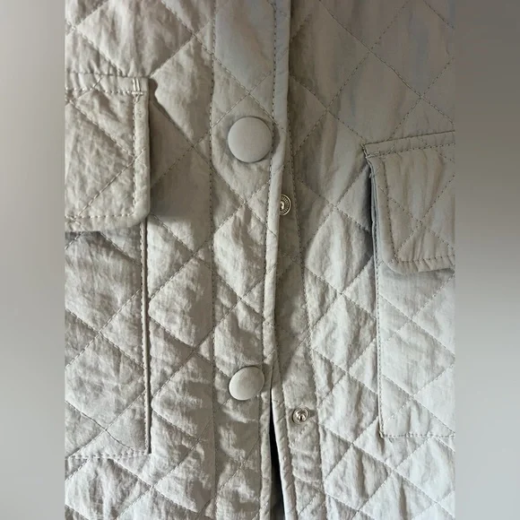 Quilted Shacket - Picture 2 of 3